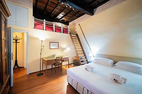 Campo De' Fiori Apartments