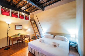 Campo De' Fiori Apartments