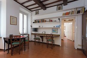 Campo De' Fiori Apartments