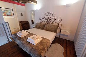 Campo De' Fiori Apartments