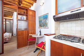 Campo De' Fiori Apartments