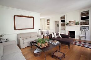 Campo De' Fiori Apartments