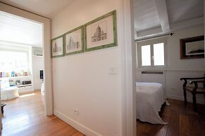 Campo De' Fiori Apartments