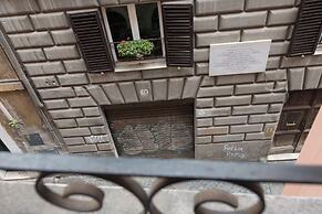 Campo De' Fiori Apartments