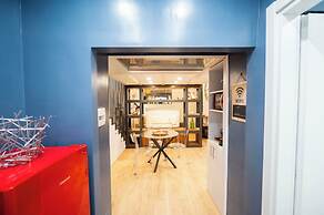 Colorful Design Loft Near Villa Pamphili 