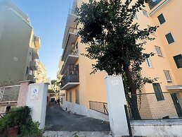 Colorful Design Loft Near Villa Pamphili 