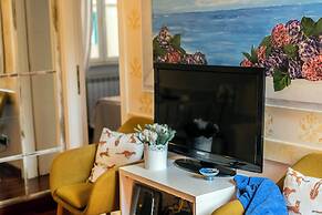 Colosseum 2Br Elegance And Charm 