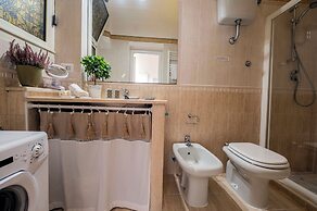 Colosseum 2Br Elegance And Charm 