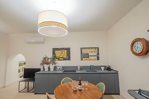 Via Giulia Apartments