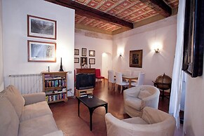 Via Giulia Apartments