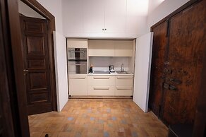 Via Giulia Apartments