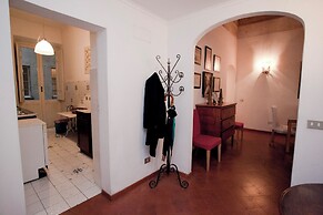 Via Giulia Apartments