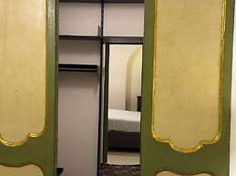 Via Giulia Apartments