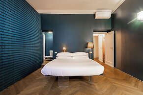 Via Giulia Apartments