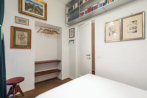 Via Giulia Apartments