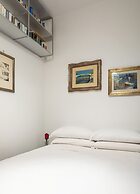 Via Giulia Apartments