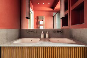 Via Giulia Apartments