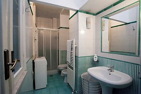 Via Giulia Apartments