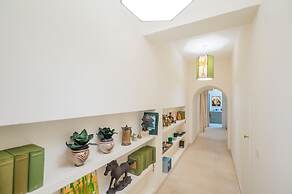 Via Giulia Apartments