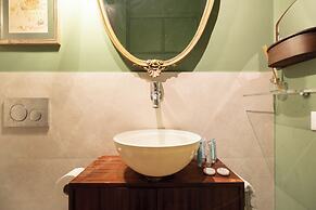 Via Giulia Apartments