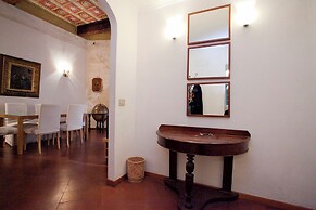 Via Giulia Apartments