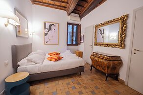 Via Giulia Apartments