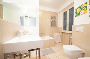 Monteverde Apartments