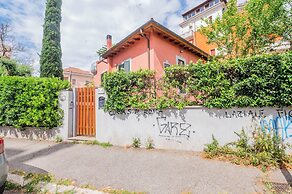 Monteverde Apartments