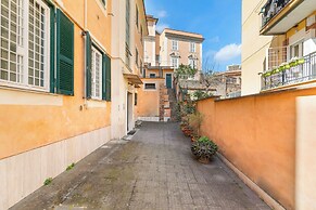  Lovely Studio With Balcony By St. Peter 