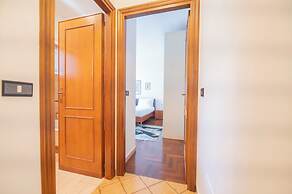 Luminous 2Br Family Apartment In Residential Area 