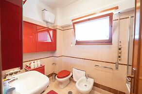 Luminous 2Br Family Apartment In Residential Area 