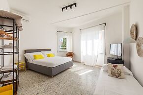 Luminous Family Apt With Balcony By St Peter'S 