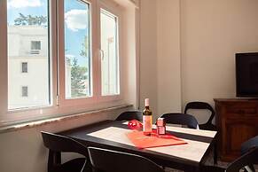 Luminous Family Apt With Balcony By St Peter'S 