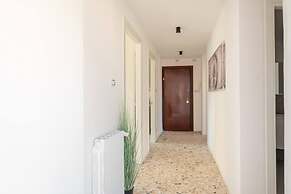 Luminous Family Apt With Balcony By St Peter'S 