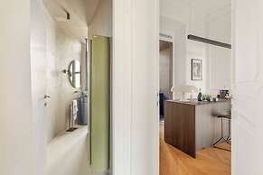 Spanish Steps Apartments