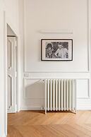 Spanish Steps Apartments