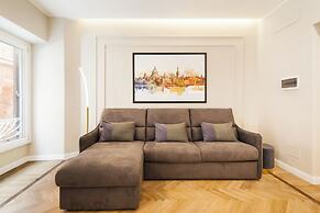 Spanish Steps Apartments