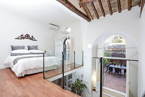 Spanish Steps Apartments