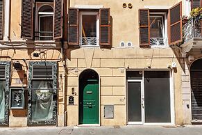 Spanish Steps Apartments