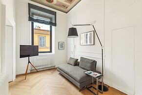 Spanish Steps Apartments