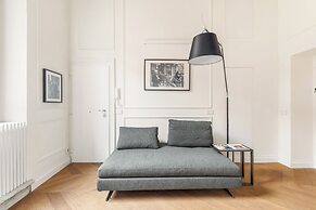 Spanish Steps Apartments