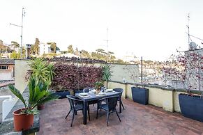 Spanish Steps Apartments