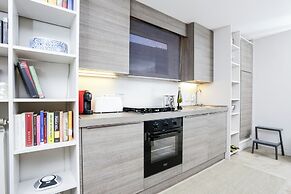 Spanish Steps Apartments