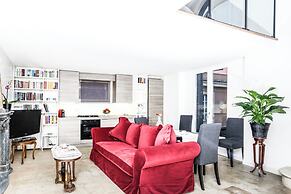 Spanish Steps Apartments