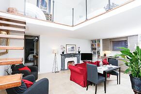 Spanish Steps Apartments