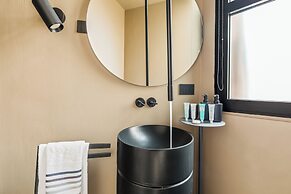 Spanish Steps Apartments