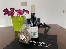 St. John Basilica Lovely Tower Apartment 