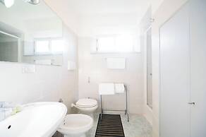 St. John Basilica Lovely Tower Apartment 