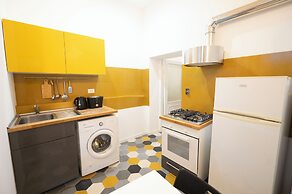 San Lorenzo Apartments