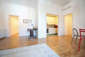 San Lorenzo Apartments